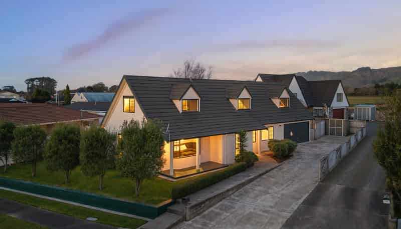 9 Wright Grove, LEVIN