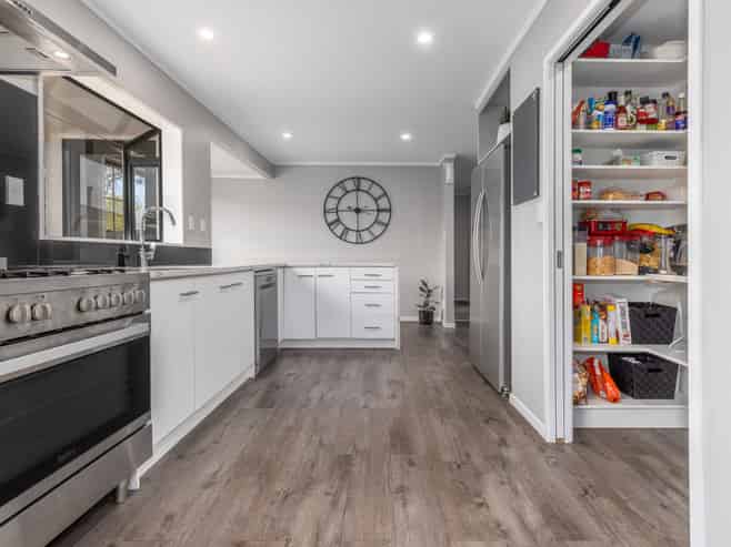 9 Wright Grove, LEVIN