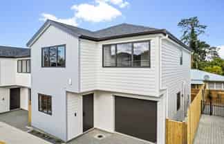 8C Ayrton Street, Te Atatu South