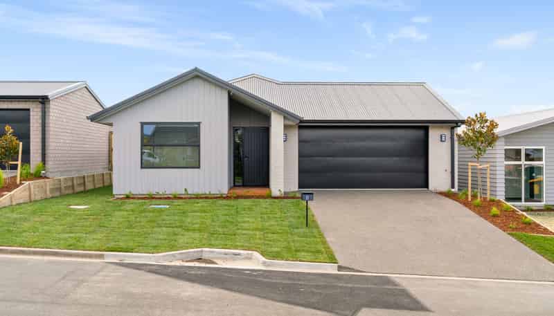21 Cowell Crescent, Pyes Pa