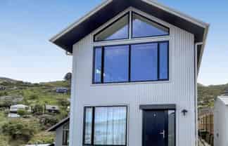 17b Cornwall Rd, Lyttelton