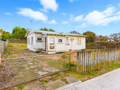 8 Montgomery Street, Levin