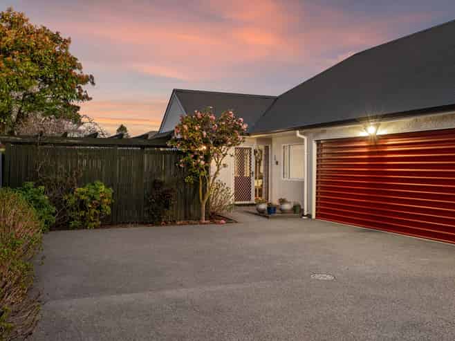 102A Apsley Drive, Avonhead