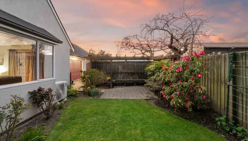 102A Apsley Drive, Avonhead