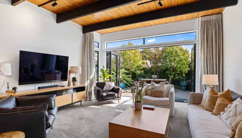 69 Innes Road, Merivale