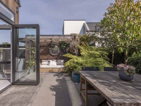 69 Innes Road, Merivale