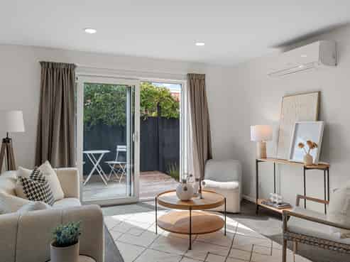 1/6 Feilding Street, Addington