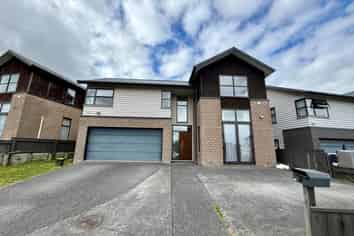 8 Hirimate Place, Flat Bush