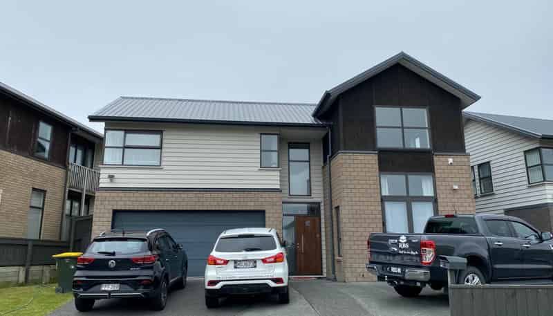 8 Hirimate Place, Flat Bush