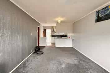 2/43 Wyllie Road, Papatoetoe