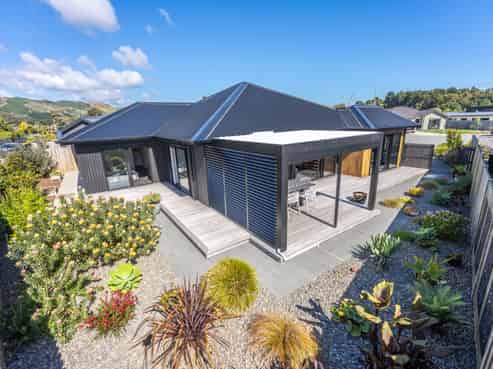 17 Kaiwaru Place, Waikanae