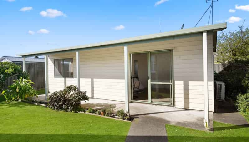 16a Coleridge Drive, Enderley