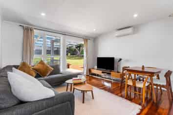 52 Commissariat Road, Mount Wellington