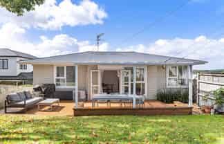 52 Commissariat Road, Mount Wellington