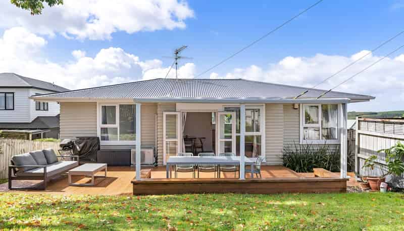 52 Commissariat Road, Mount Wellington