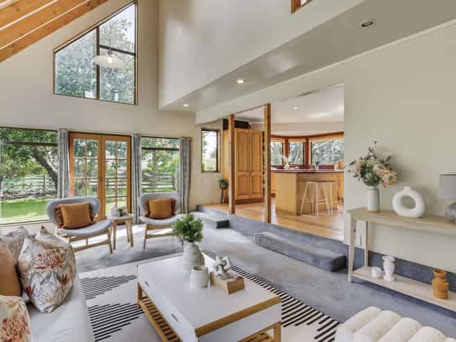 345 Mazengarb Road, Paraparaumu
