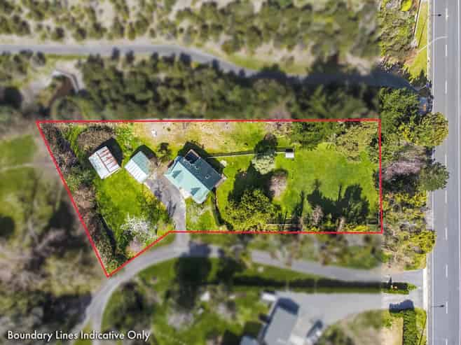 345 Mazengarb Road, Paraparaumu