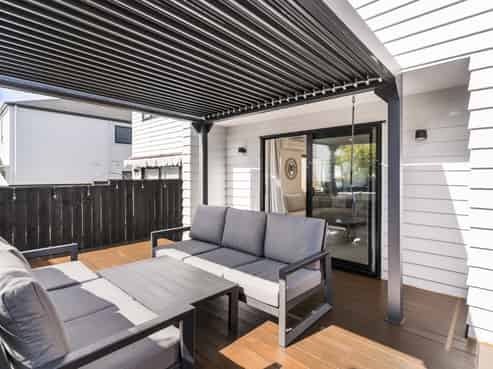 12 Kearns Drive, Hobsonville