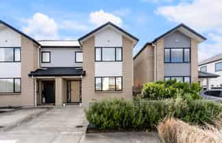 12 Kearns Drive, Hobsonville