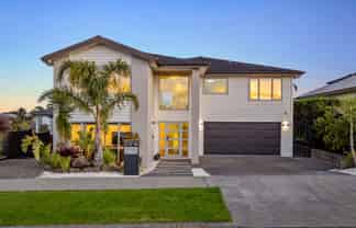 4 Walter Crescent, Millwater