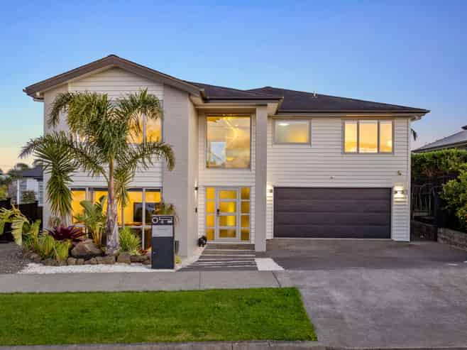 4 Walter Crescent, Millwater