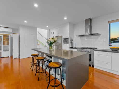 4 Walter Crescent, Millwater