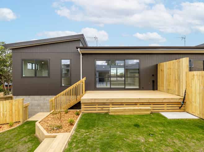 2/15 Mccracken Avenue, Hillcrest