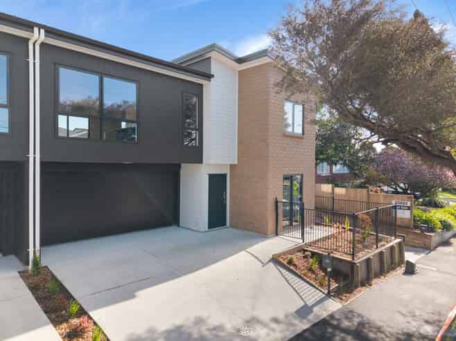 1/15 Mccracken Avenue, Hillcrest