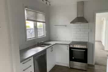 15 Smith  Street, Hamilton Central