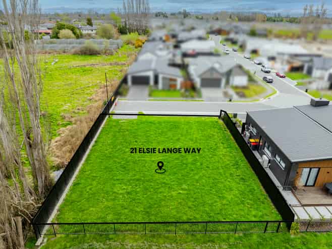 21 Elsie Lange Way, Casebrook