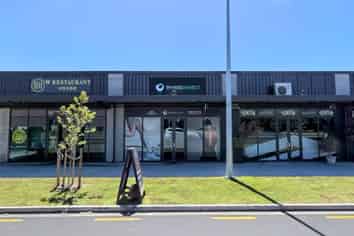 Hot Property on Hobsonville Rd