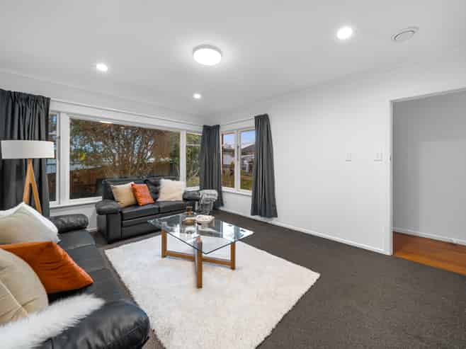 11A Robyn Place, Mangere