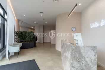 RARE HIGH-QUALITY TURNKEY CLINIC OPPORTUNITY