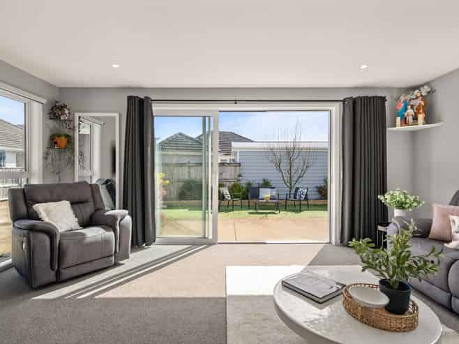 33a Sheridan Crescent, Trentham