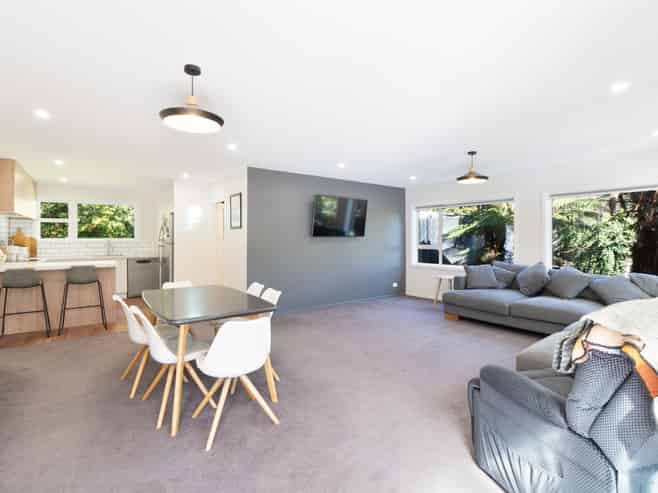 7 Rakiura Parade, Otatara