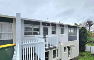 6c Davies Lane, New Plymouth Central