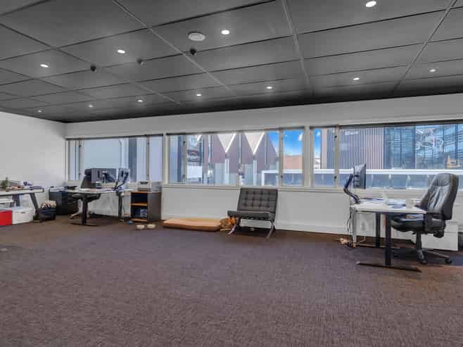 Prime location, quality building, loyal tenants