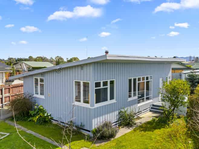 198 Maxwell Road, Redwoodtown