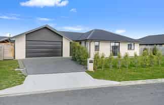 31 Kingfisher Avenue, Amberley