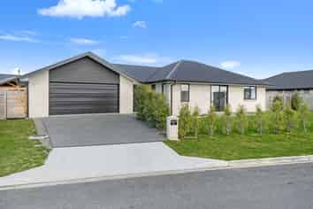 31 Kingfisher Avenue, Amberley