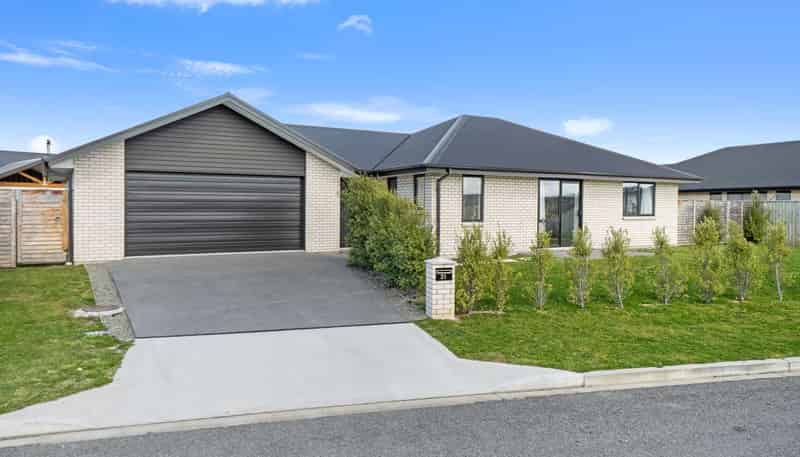31 Kingfisher Avenue, Amberley