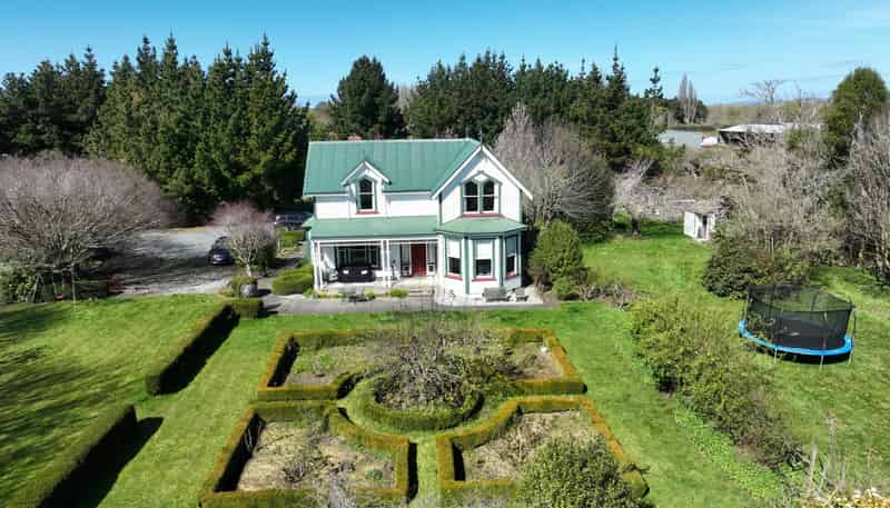 74 Riverbank Road, Inch Clutha