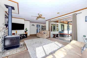 216 Stone St, Wanaka