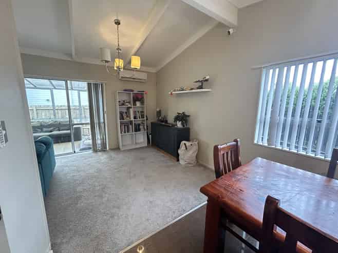 Auckland - Address withheld