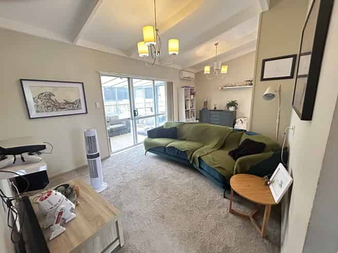 Auckland - Address withheld