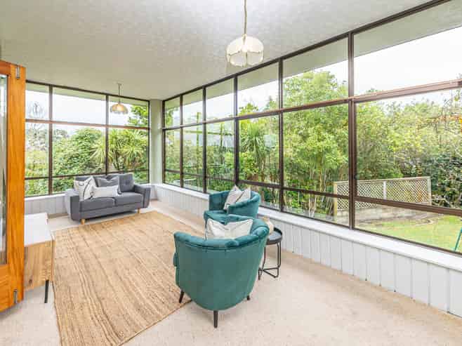 4 Hillside Terrace, Saint Johns Hill