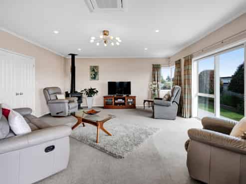 5 Vardon Way, Waiwhakaiho