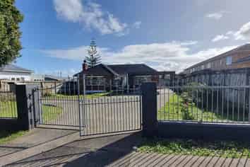 75 Park Avenue, Papatoetoe
