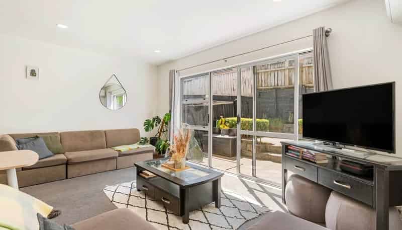 15/218 Captain Springs Road, Onehunga