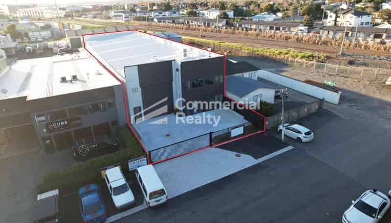 10 Tironui Station Road West, Takanini